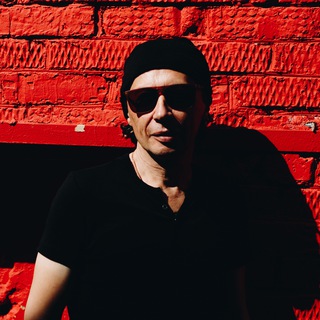 Бухарин слушает