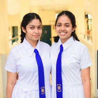 Sri Lankan schoolgirls