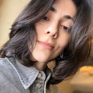 Дева Дивная